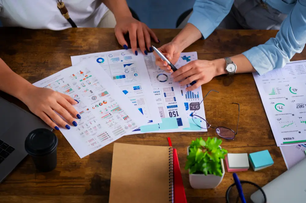 What are the strategies of digital marketing?